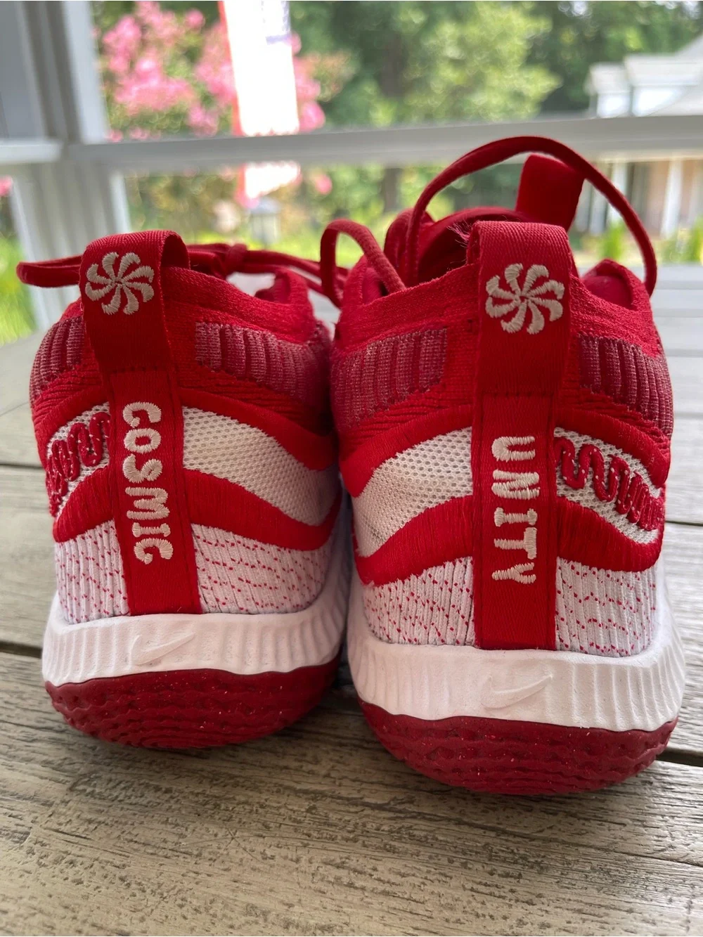 Nike Cosmic Unity 3 TB Red and White Athletic Sneakers Youth Size 6 (38.5)